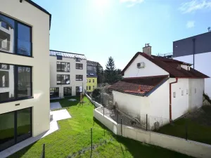 Pronájem bytu 1+kk, Praha - Střížkov, Střížkovská, 37 m2