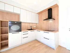 Pronájem bytu 1+kk, Praha - Střížkov, Střížkovská, 37 m2