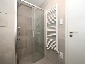 Pronájem bytu 1+kk, Praha - Střížkov, Střížkovská, 37 m2