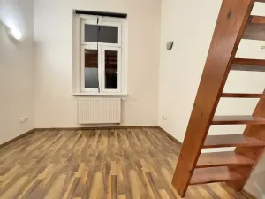 Pronájem bytu 1+kk, Praha - Vysočany, Freyova, 22 m2