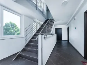 Pronájem bytu 2+kk, Karlovy Vary - Bohatice, Dubová, 49 m2