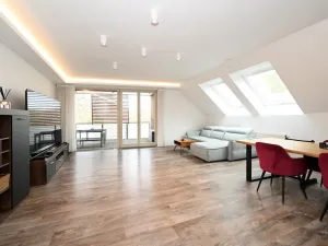 Pronájem bytu 4+kk, Praha - Hrdlořezy, Mezilehlá, 142 m2