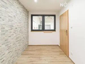 Pronájem skladu, Šumperk, Uničovská, 232 m2