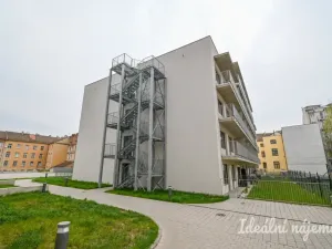 Pronájem bytu 1+kk, Brno - Zábrdovice, Spolková, 34 m2