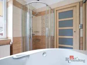 Prodej zemědělské usedlosti, Jinín, 254 m2