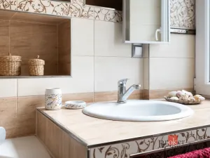 Prodej zemědělské usedlosti, Jinín, 254 m2