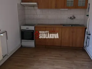 Pronájem bytu 2+1, Děčín - Děčín III-Staré Město, Litoměřická, 57 m2