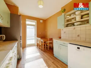 Prodej bytu 3+1, Cheb, Valdštejnova, 86 m2