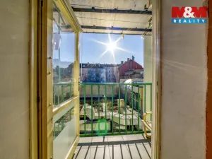 Prodej bytu 3+1, Cheb, Valdštejnova, 86 m2