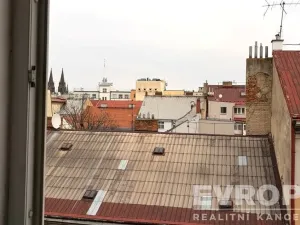 Pronájem bytu 2+kk, Praha - Nové Město, Lublaňská, 49 m2