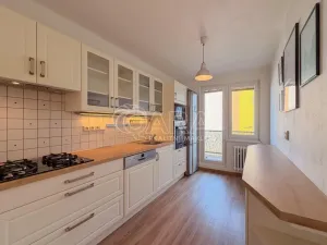 Pronájem bytu 3+1, České Budějovice - České Budějovice 5, E. Beneše, 76 m2