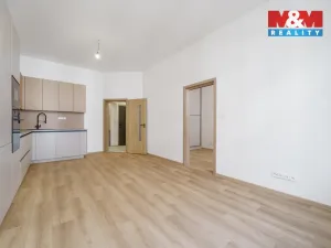 Prodej bytu 3+kk, Karlovy Vary, Raisova, 72 m2