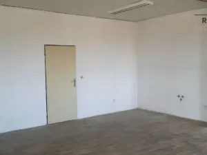 Prodej obchodního prostoru, Vavřinec, 400 m2