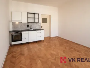 Pronájem bytu 2+kk, Praha - Břevnov, Bělohorská, 44 m2