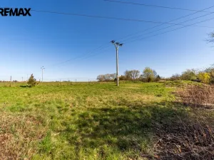 Prodej zahrady, Dolní Břežany, 2452 m2