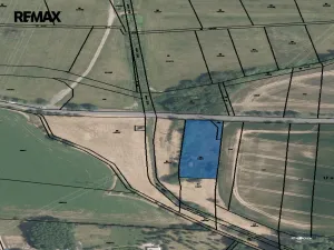 Prodej komerčního pozemku, Dolní Břežany, 2452 m2