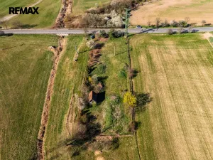Prodej komerčního pozemku, Dolní Břežany, 2452 m2