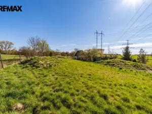 Prodej komerčního pozemku, Dolní Břežany, 2452 m2