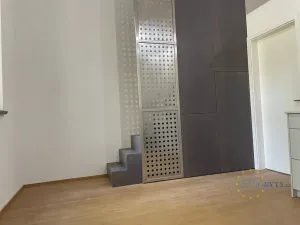 Prodej bytu 1+kk, Praha - Vršovice, Bartoškova, 40 m2