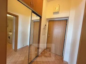 Pronájem bytu 2+kk, Praha - Holešovice, V háji, 44 m2