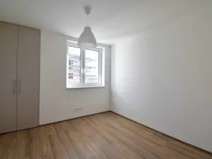 Pronájem bytu 2+kk, Brno, Wágnerova, 58 m2