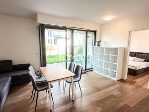 Pronájem bytu 2+kk, Praha - Libeň, Menclova, 58 m2