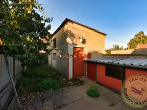 Prodej rodinného domu, Černuc, 240 m2