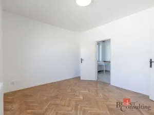 Prodej bytu 3+1, Břeclav - Poštorná, Hájová, 74 m2