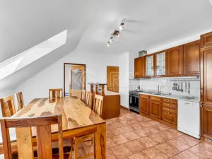 Prodej ubytování, Mikulov, Gagarinova, 712 m2