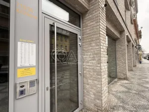 Pronájem bytu 1+kk, Praha - Karlín, Křižíkova, 32 m2