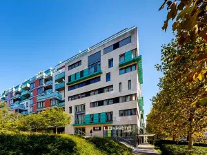 Pronájem bytu 2+kk, Praha - Karlín, Rohanské nábřeží, 62 m2