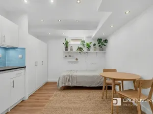 Prodej kanceláře, Pardubice, Josefa Ressla, 22 m2