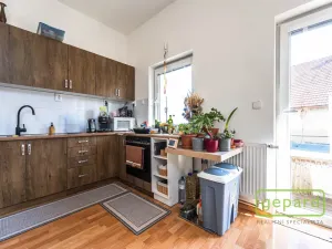 Prodej restaurace, Středokluky, Školská, 568 m2