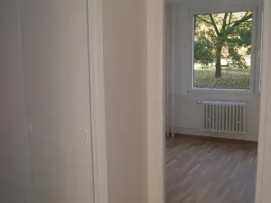 Pronájem bytu 3+1, Praha - Kobylisy, Třeboradická, 67 m2