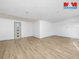 Prodej rodinného domu, Řečany nad Labem, K Tišině, 266 m2