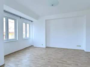 Pronájem bytu 2+1, Praha - Libeň, Krejčího, 82 m2