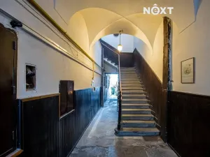 Prodej bytu 2+1, Jindřichův Hradec, nám. Míru, 100 m2