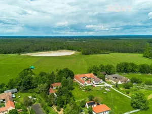 Prodej pozemku pro bydlení, Hrachoviště, 2949 m2