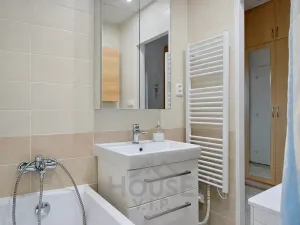 Prodej bytu 2+1, Praha - Hostivař, Horolezecká, 52 m2