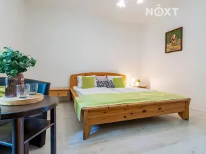 Prodej obchodního prostoru, Český Krumlov, Chvalšinská, 522 m2