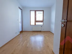 Pronájem bytu 3+kk, Praha - Záběhlice, Mattioliho, 83 m2