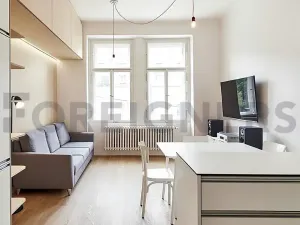 Pronájem bytu 2+kk, Praha - Bubeneč, Na výšinách, 50 m2