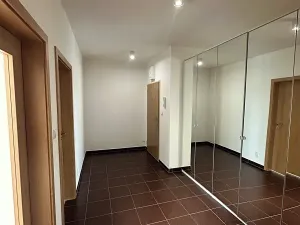 Pronájem bytu 2+kk, Kladno, Jaroslava Holečka, 53 m2