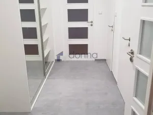 Pronájem bytu 3+kk, Praha, Oravská, 54 m2