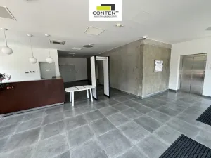 Pronájem skladu, Brno - Tuřany, Letiště Brno-Tuřany, 8000 m2