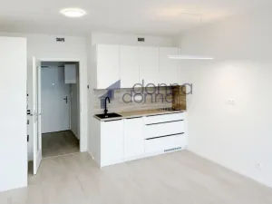 Pronájem bytu 1+kk, Praha, Poděbradská, 32 m2