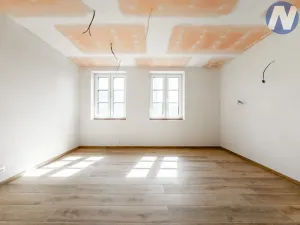 Prodej rodinného domu, Kratušín, 440 m2