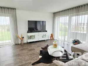 Prodej rodinného domu, Červené Pečky, 229 m2