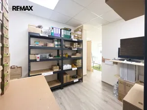 Pronájem obchodního prostoru, Praha - Vinohrady, Vinohradská, 31 m2