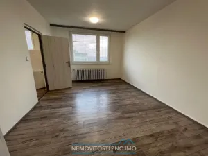 Prodej bytu 2+1, Znojmo, Pražská, 63 m2